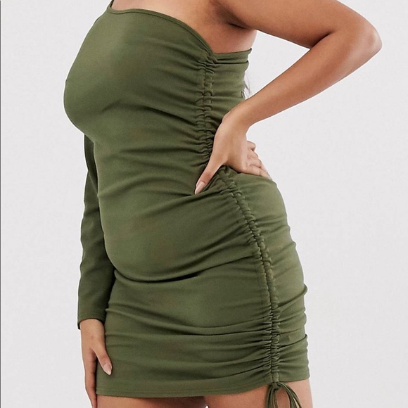 New! One shoulder long sleeved ruched side mini:)) - Picture 4 of 4